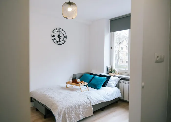 Warsaw Ochota - Top Location, Park&Tram Nearby - By Rentujemy